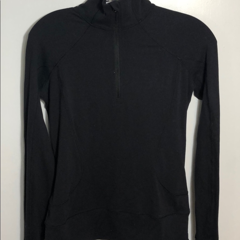 black running jacket